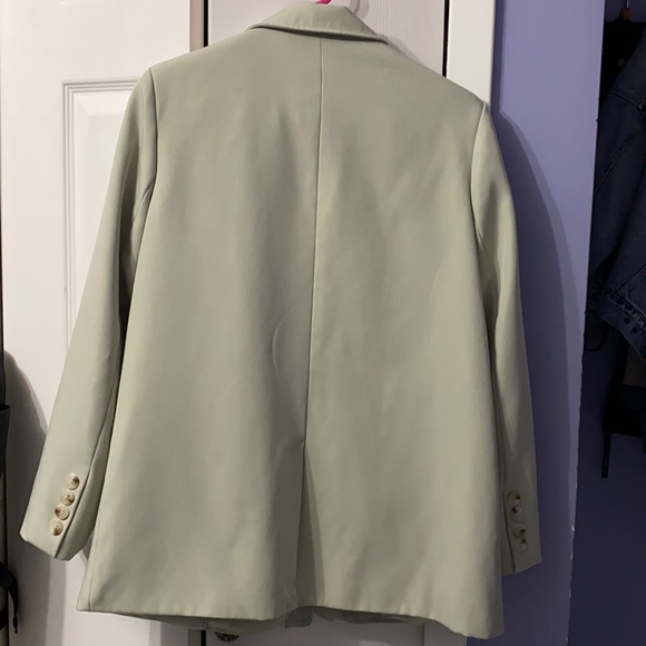 Blazer - Picture 2 of 2